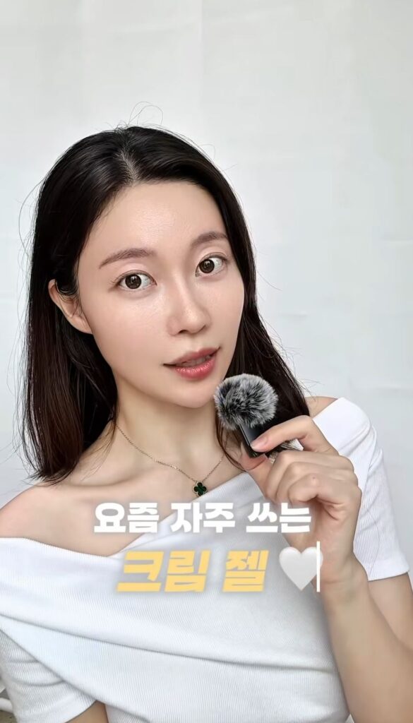 권나라 닮았다는 말 듣는 30대 유부녀 인플루언서.jpg
