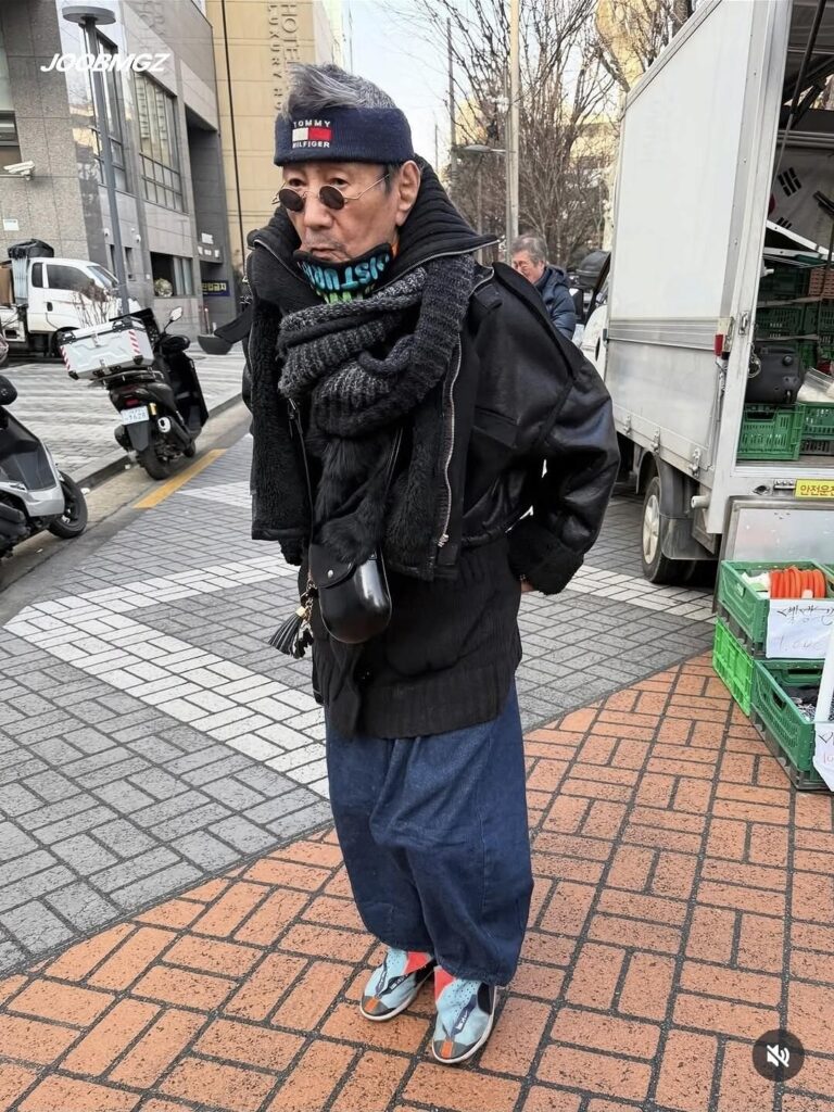 거장이 극찬했던 동묘 패션 근황.jpg