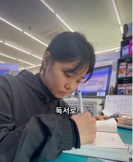 28살 빚 1억 있는 여자의 사는 이야기.jpg