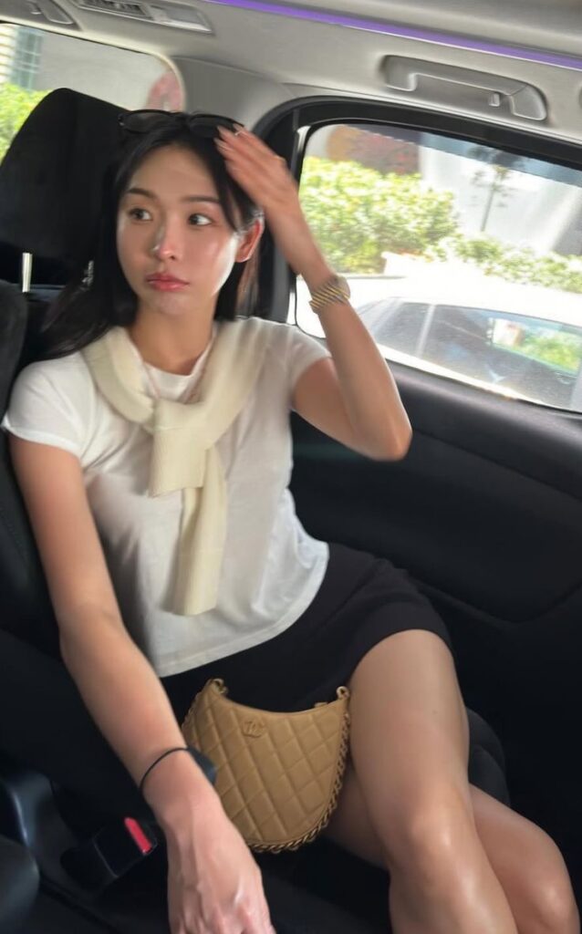 남직원들에게 인기 많을듯한 여직원 스타일.jpg