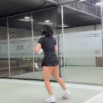 테니스 복장 규제 규제 규제때문에 화가많이난 미녀 유망주