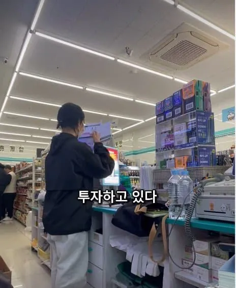 28살 빚 1억 있는 여자의 사는 이야기.jpg
