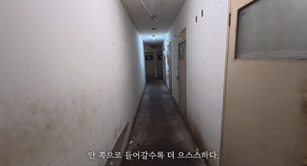 약혐) 일본에서 가장 악명 높은 숙소.jpg