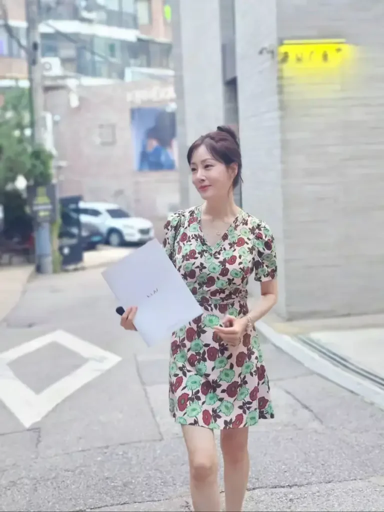 53살 누나... 가능 vs 불가능