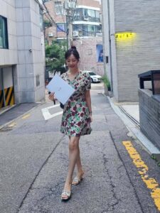53살 누나... 가능 vs 불가능