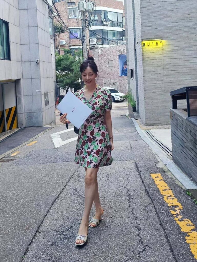 53살 누나... 가능 vs 불가능
