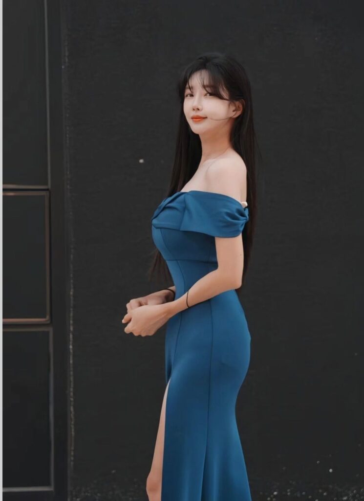 자칭 거제 김사랑 이라는 골프 미녀.jpg