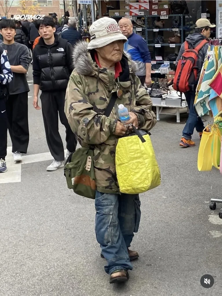 거장이 극찬했던 동묘 패션 근황.jpg