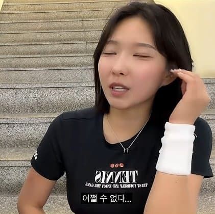 테니스 복장 규제 규제 규제때문에 화가많이난 미녀 유망주