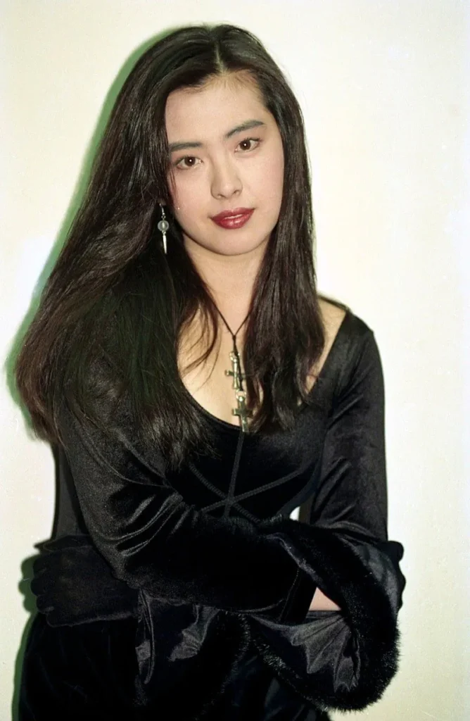 이제 60세가 되는 홍콩배우 왕조현 근황