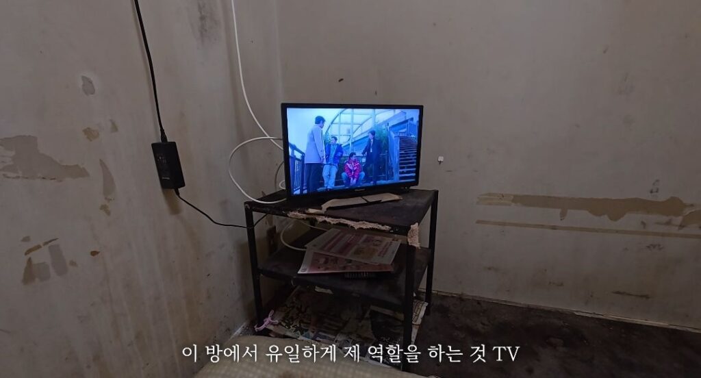약혐) 일본에서 가장 악명 높은 숙소.jpg
