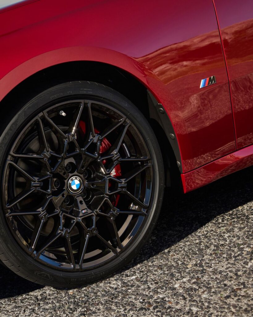 BMW 3시리즈 풀체인지 공개.jpg