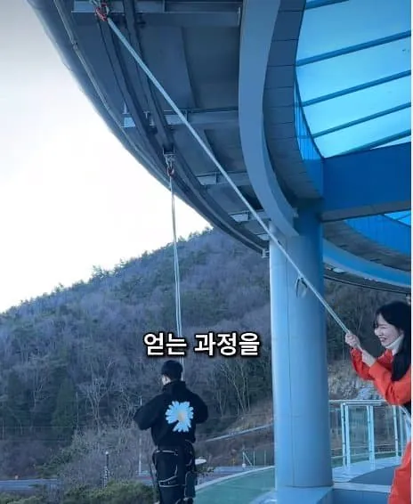 28살 빚 1억 있는 여자의 사는 이야기.jpg