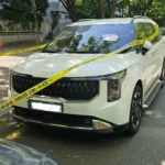 공짜 주차 하려고 과학수사 하는 것처럼 꾸며놓은 카니발