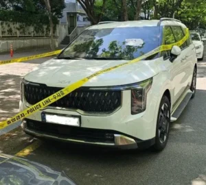 공짜 주차 하려고 과학수사 하는 것처럼 꾸며놓은 카니발
