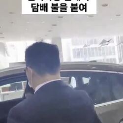 22년 6월 서초구 BMW매장에서 30대 여성 또라이