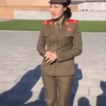 북한 여군도 질려하는 중국인.mp4